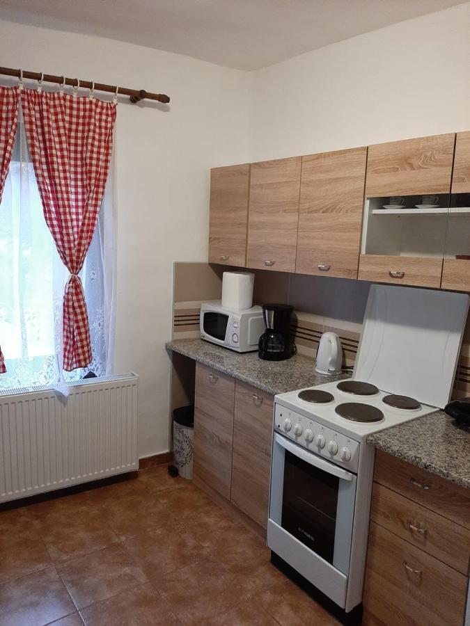 Willa Seosko Domacinstvo „Gabar” Custica Zewnętrze zdjęcie