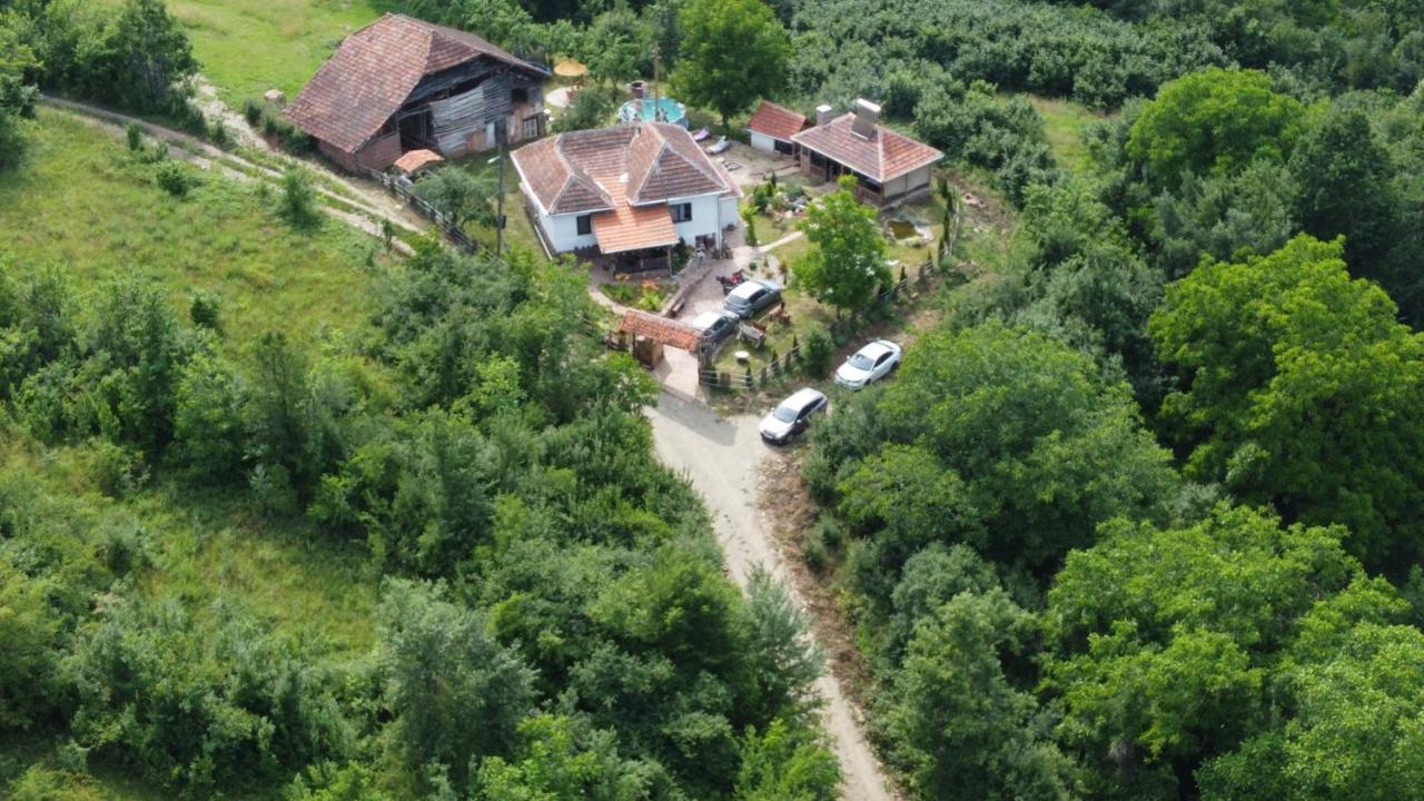 Willa Seosko Domacinstvo „Gabar” Custica Zewnętrze zdjęcie